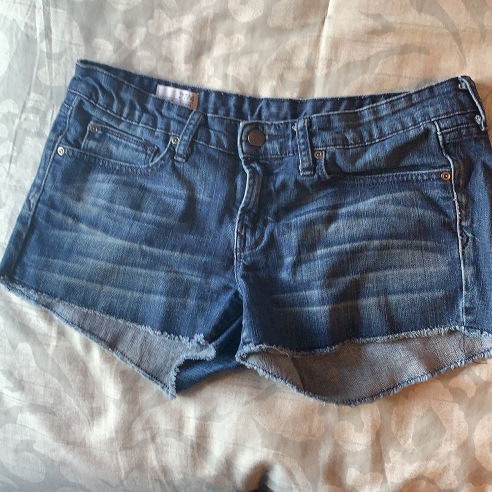 Gap cut offs - Picture 3 of 5